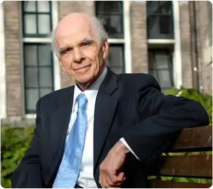 
—Prof-Erwin-Laszlo-